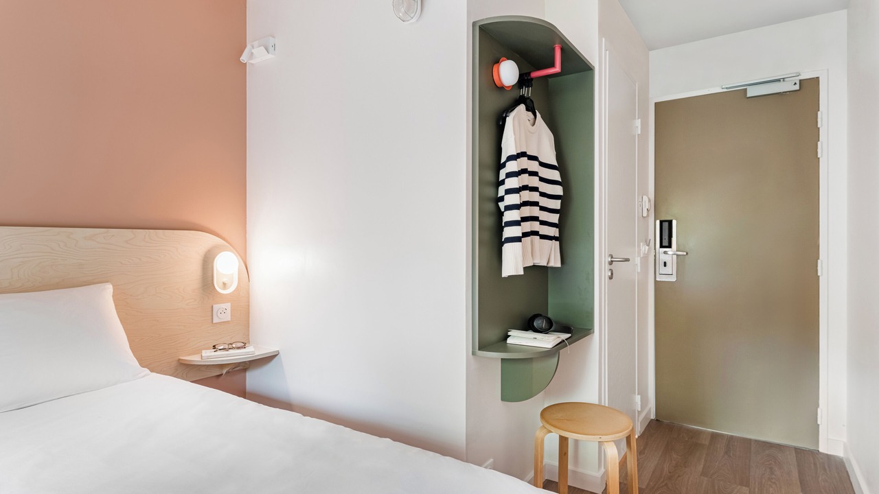 Photo of Bedroom in Prevessin-Moens