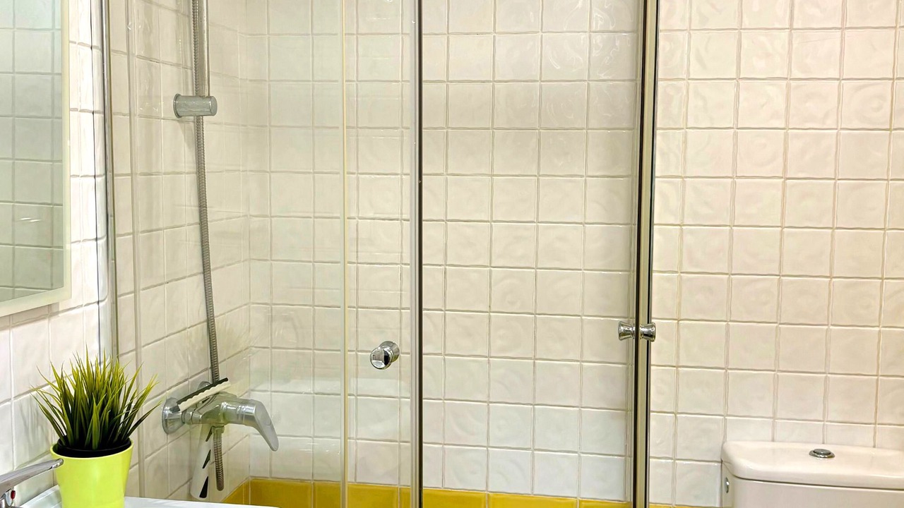 Photo of Bathroom in Torremolinos City Centre