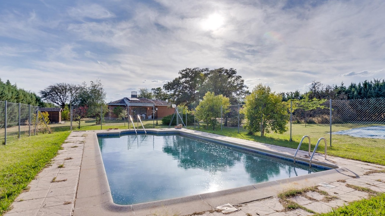 Photo of Outdoor in San Roman de Los Montes