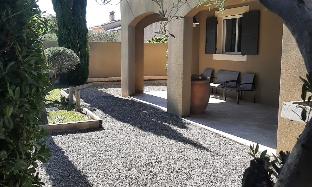 Photo of Outdoor in Molleges