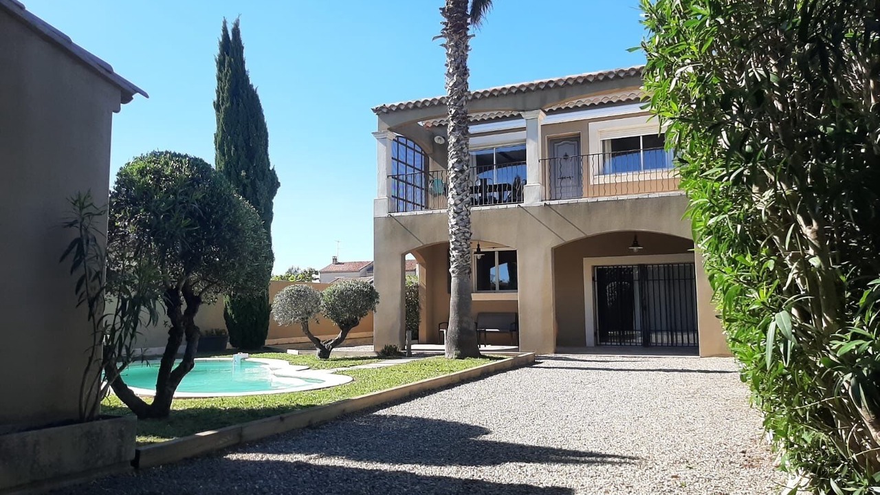 Photo of Outdoor in Molleges