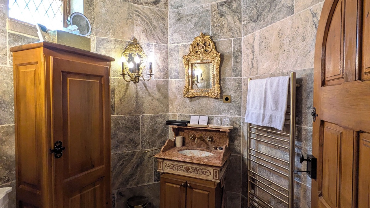 Photo of Bathroom in Le Puy-Sainte-Reparade