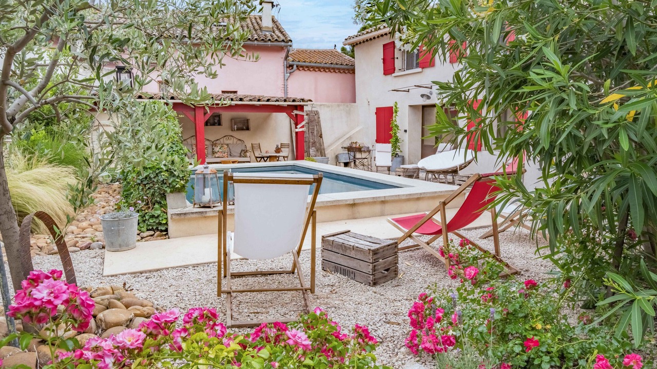 Photo of Patio Balcony in Chateauneuf-de-Gadagne