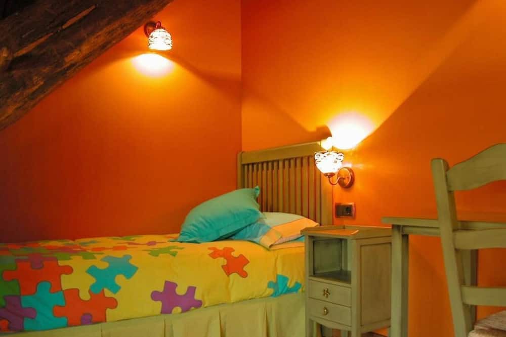 Photo of Bedroom in Villanueva de Aezcoa