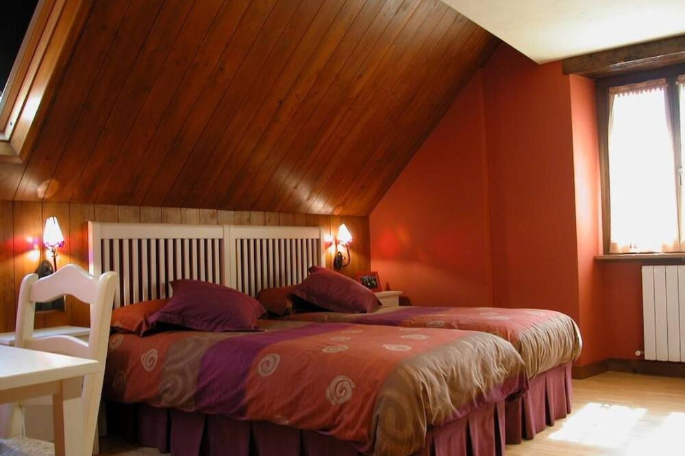 Photo of Bedroom in Villanueva de Aezcoa