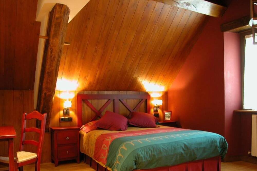 Photo of Bedroom in Villanueva de Aezcoa