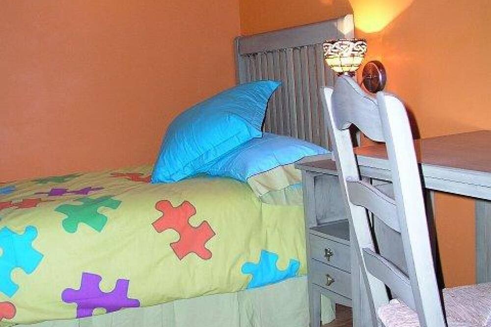Photo of Bedroom in Villanueva de Aezcoa
