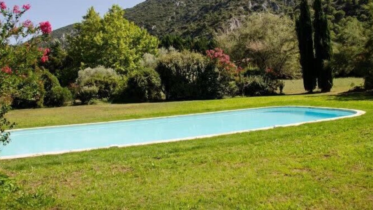 Photo of Outdoor in Maubec