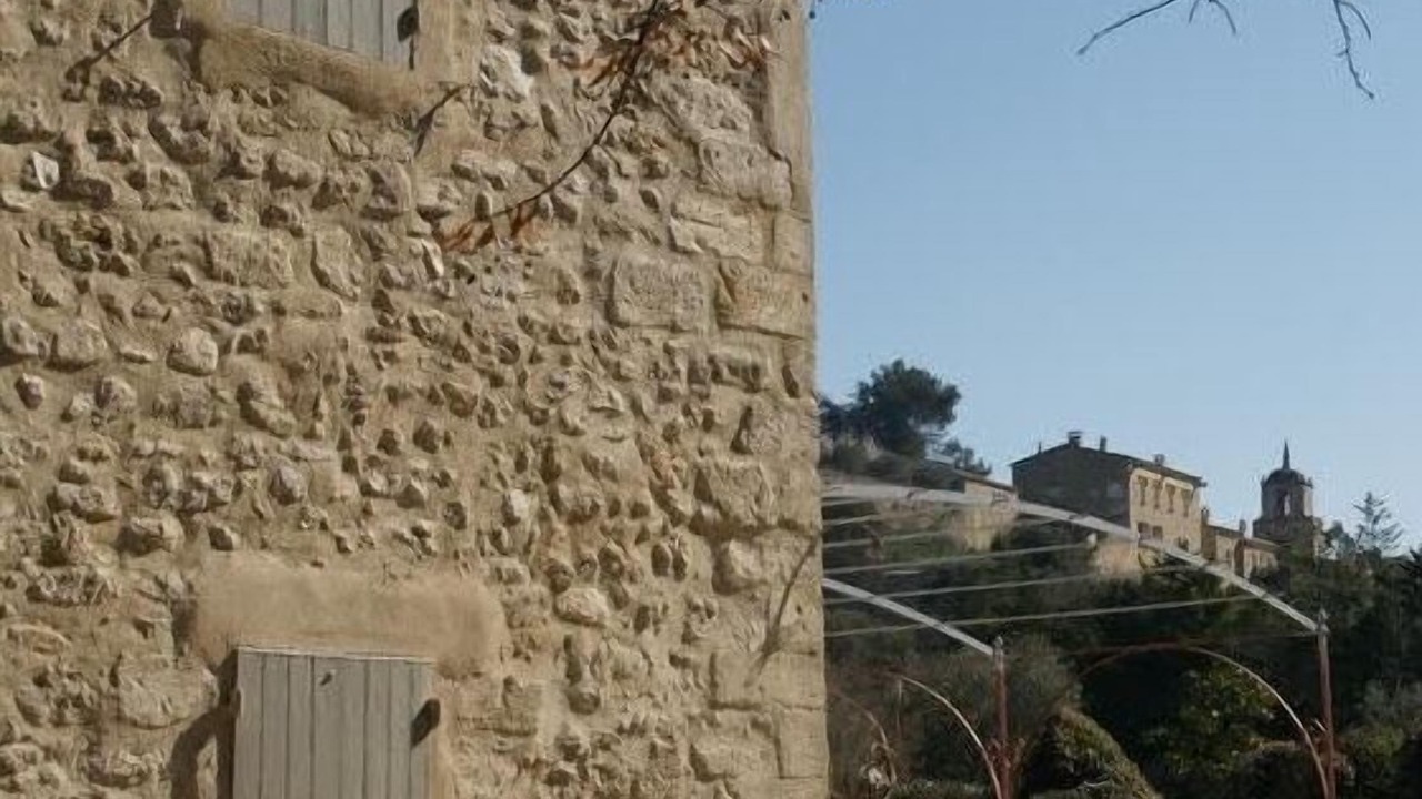 Photo of Outdoor in Maubec