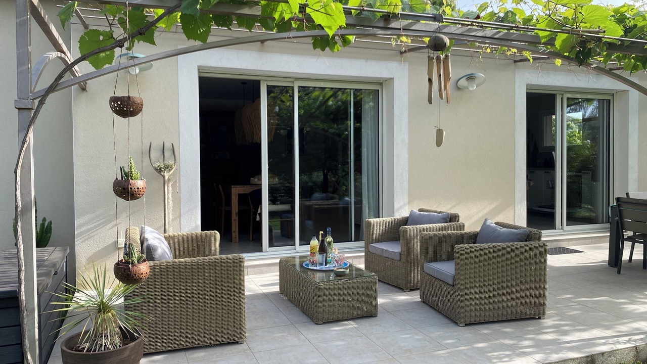 Photo of Patio Balcony in Arpaillargues-et-Aureillac