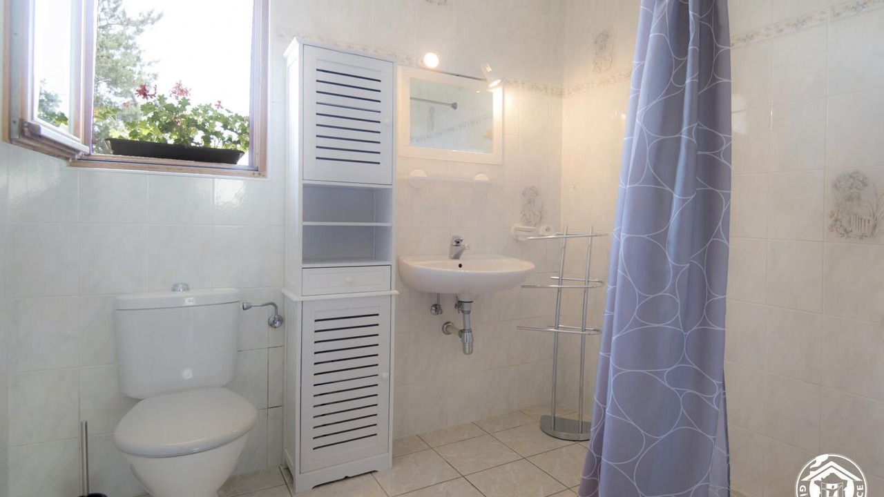 Photo of Bathroom in Chevry