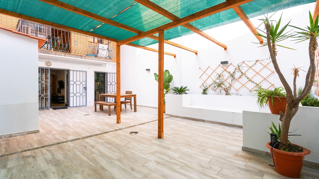 Photo of Patio Balcony in El Port