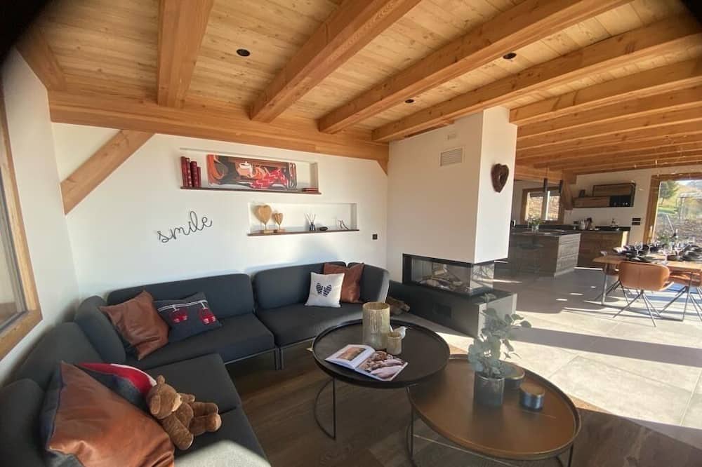 Photo of Livingroom in Thyez