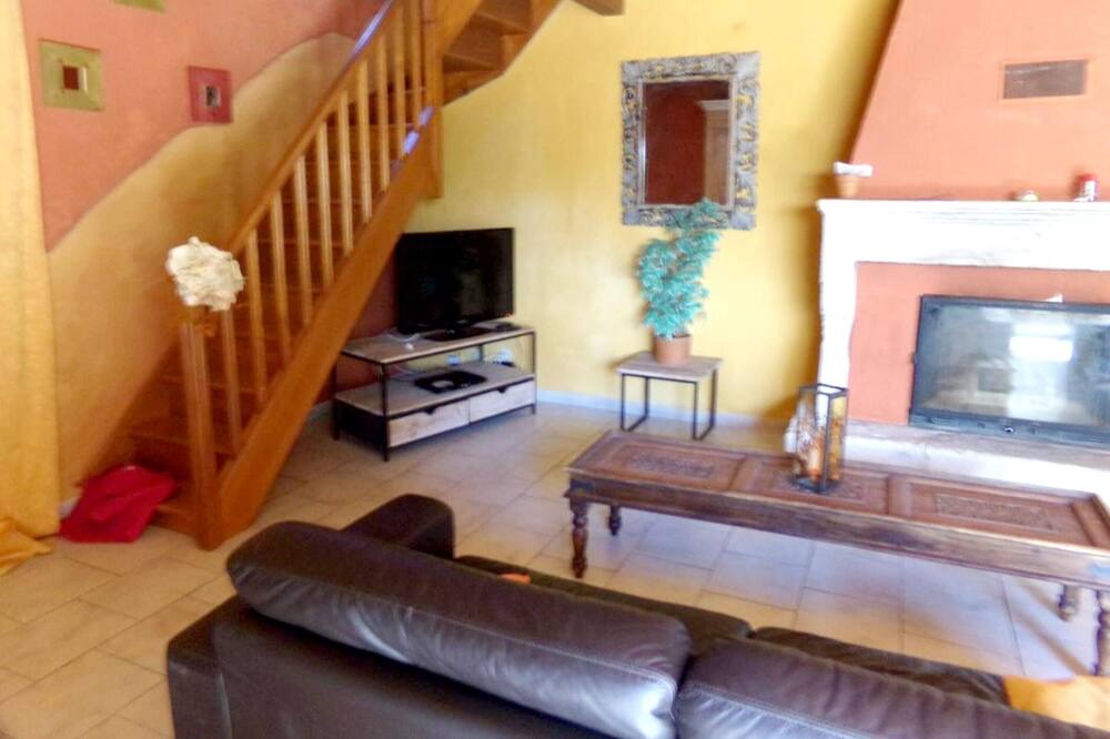 Photo of Livingroom in Bellegarde