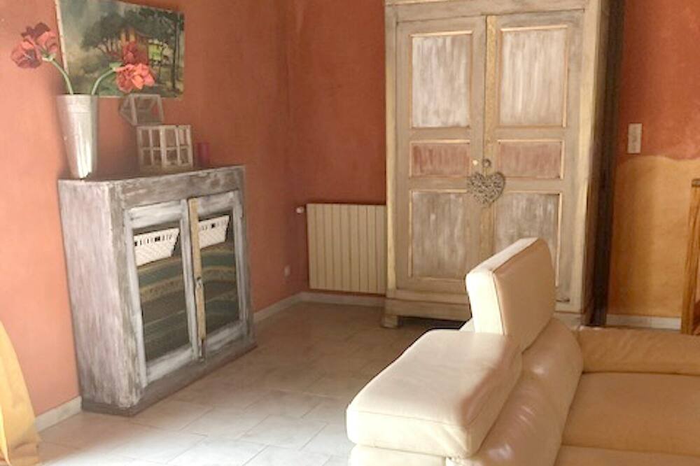 Photo of Livingroom in Bellegarde