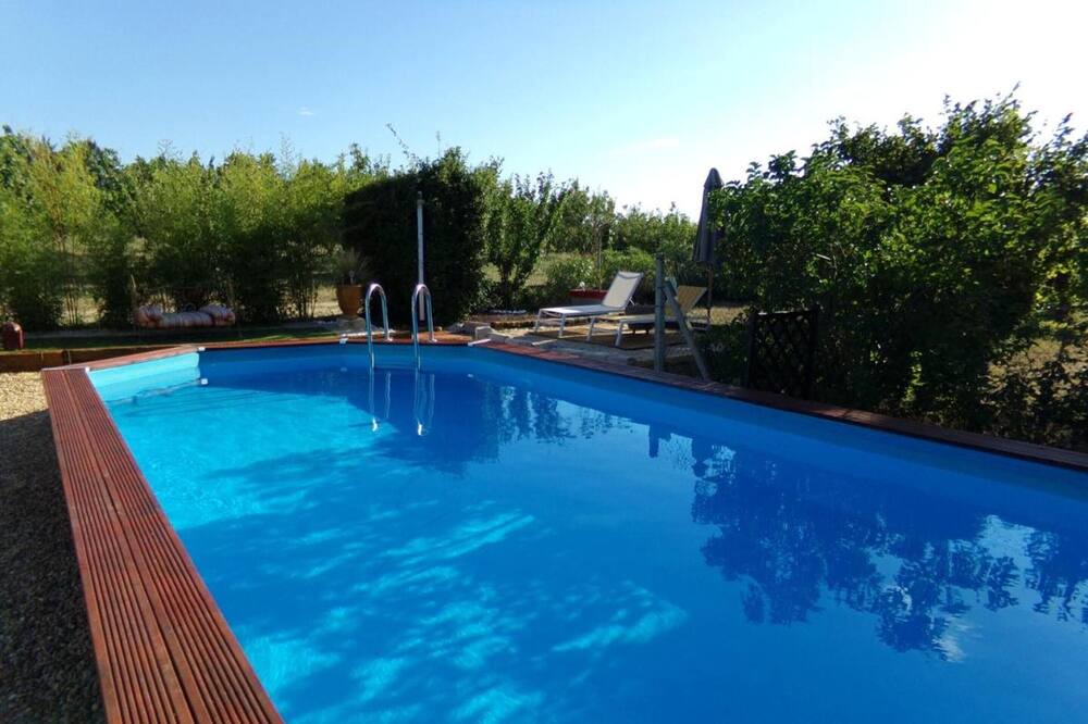 Photo of Outdoor in Bellegarde