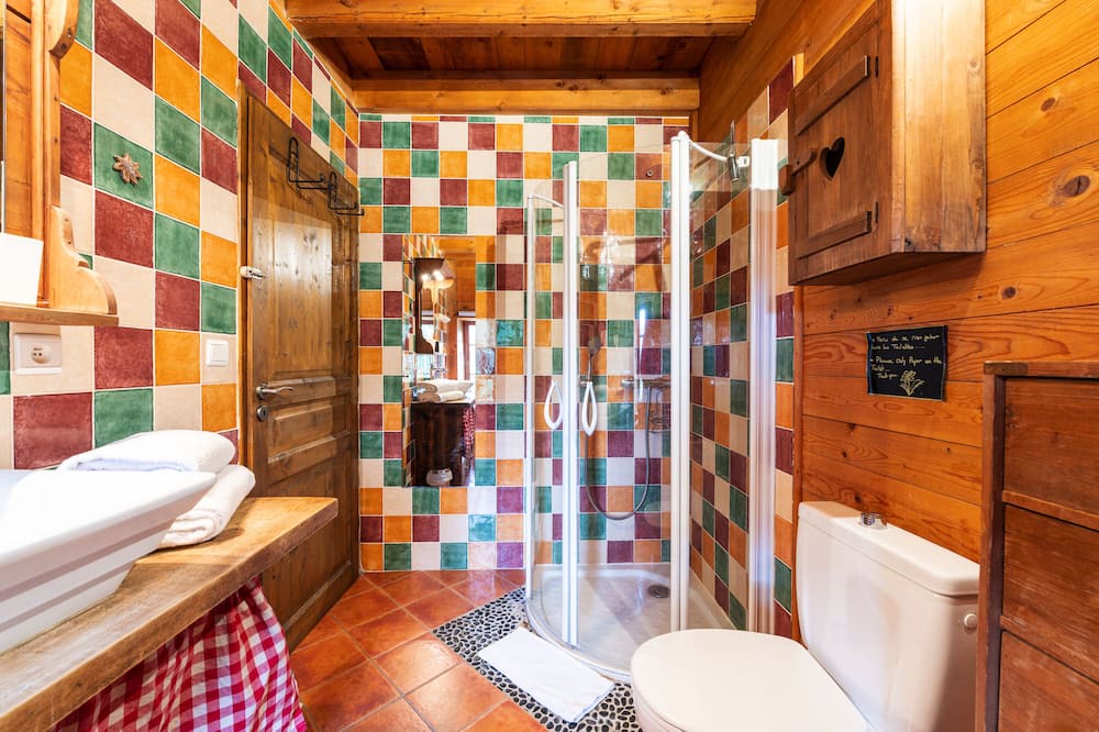 Photo of Bathroom in Vaulx