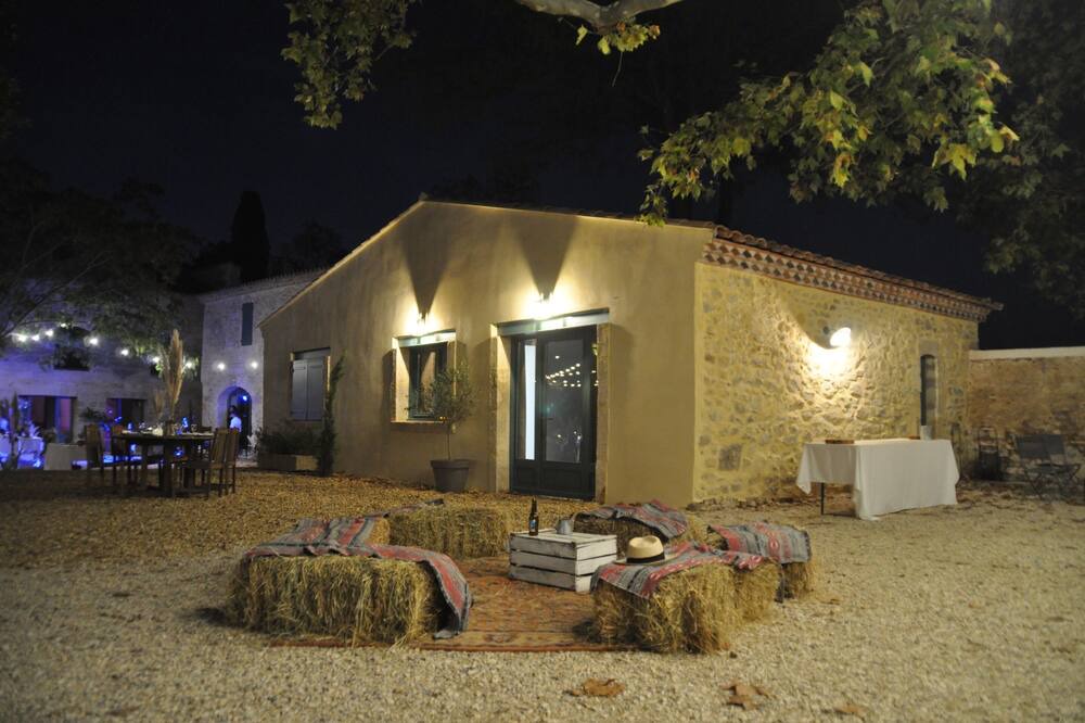 Photo of Outdoor in Redessan