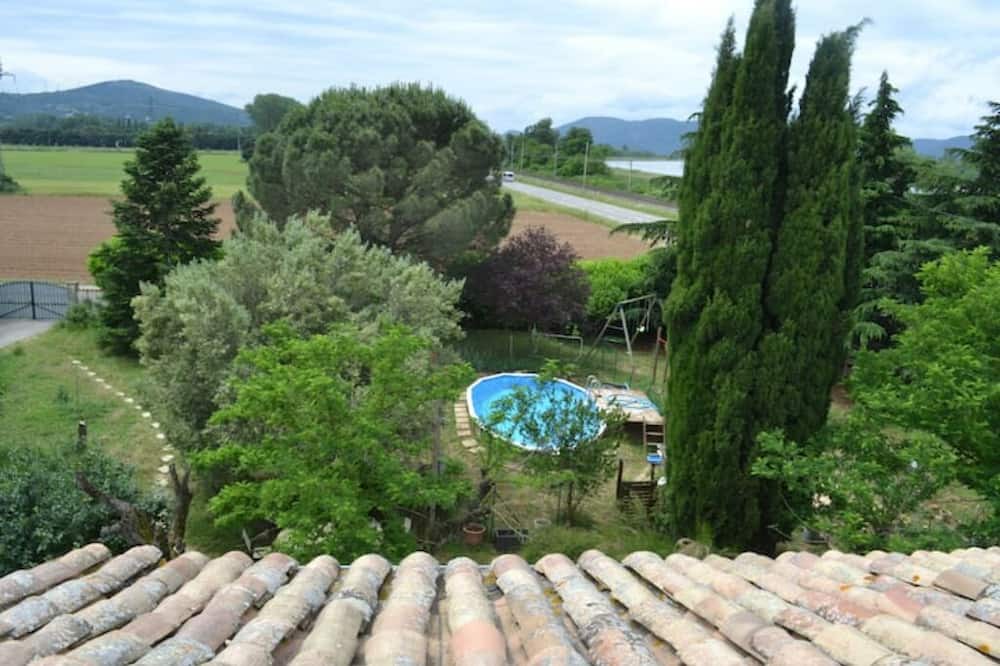 Photo of Outdoor in Chateauneuf-du-Rhone