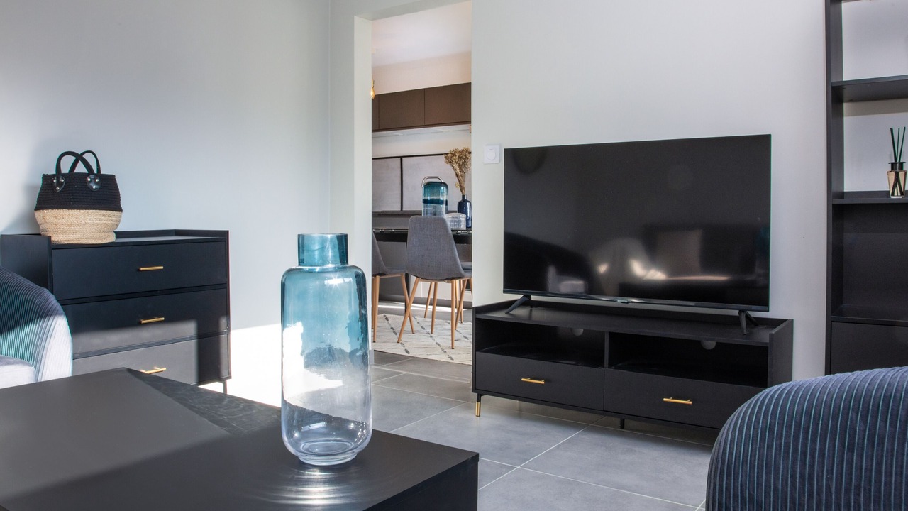 Photo of Livingroom in Ferney-Voltaire
