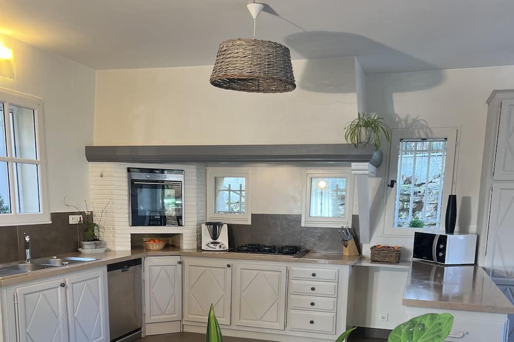 Photo of Kitchen in Saint-Chamas