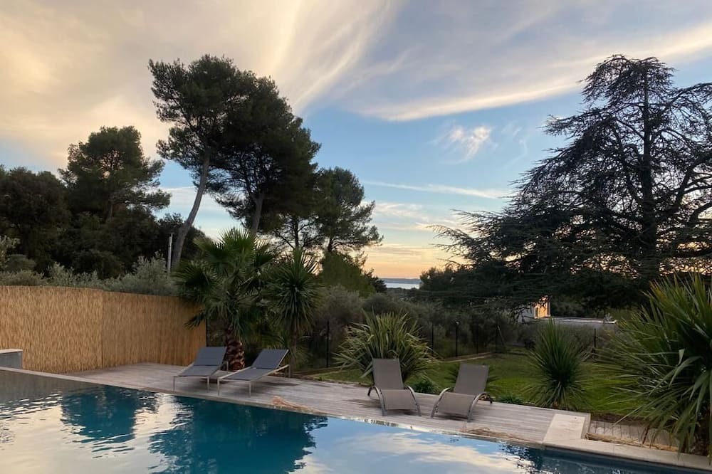 Photo of Outdoor in Saint-Chamas