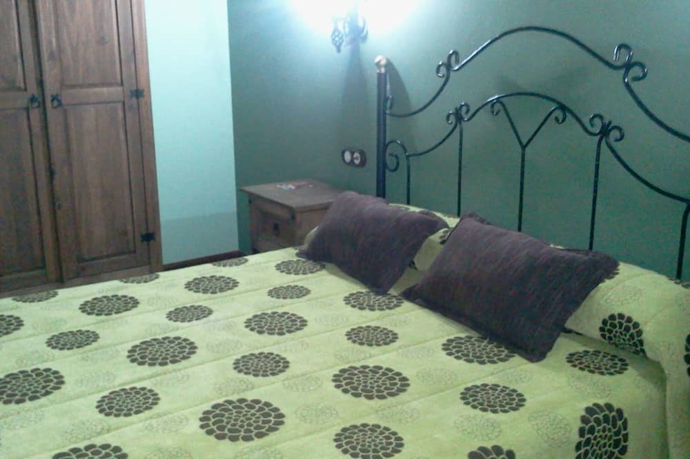 Photo of Bedroom in Villar de Plasencia