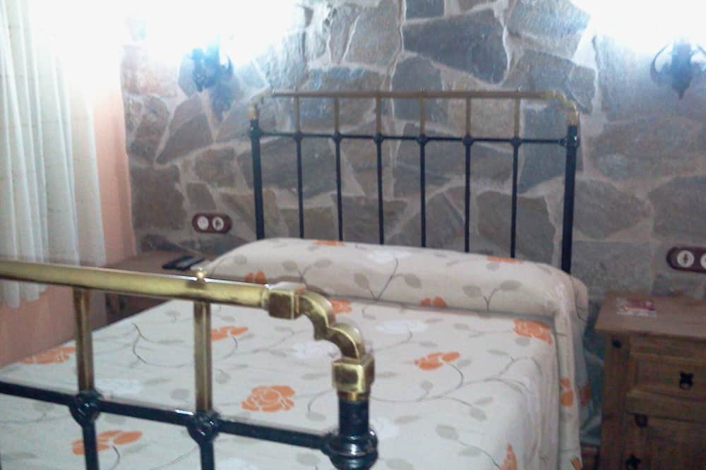Photo of Bedroom in Villar de Plasencia