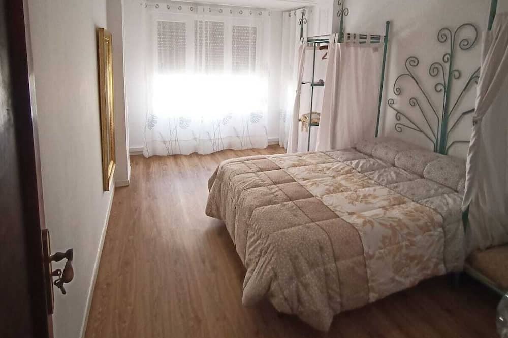 Photo of Bedroom in Calatayud