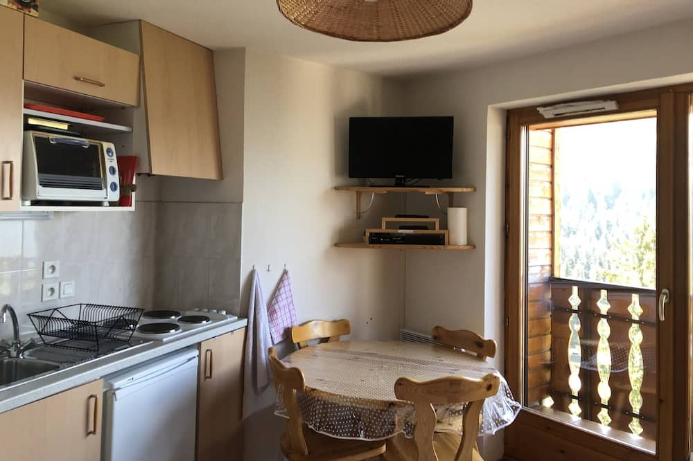 Photo of Kitchen in Station de Drouzin le Mont