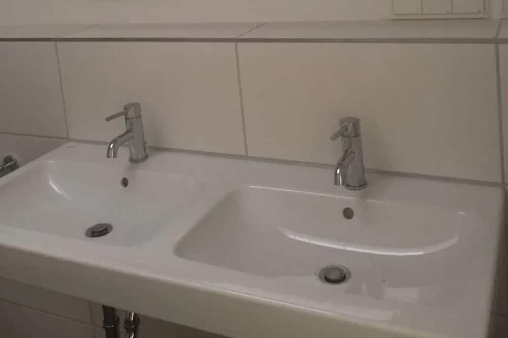 Photo of Bathroom in Bockenheim
