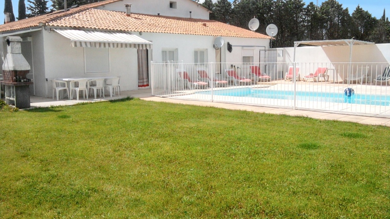 Photo of Outdoor in Meynes