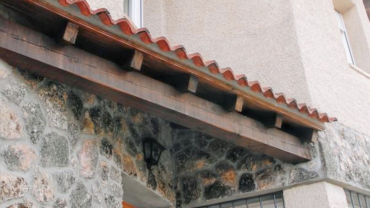 Photo of Outdoor in Narrillos de San Leonardo