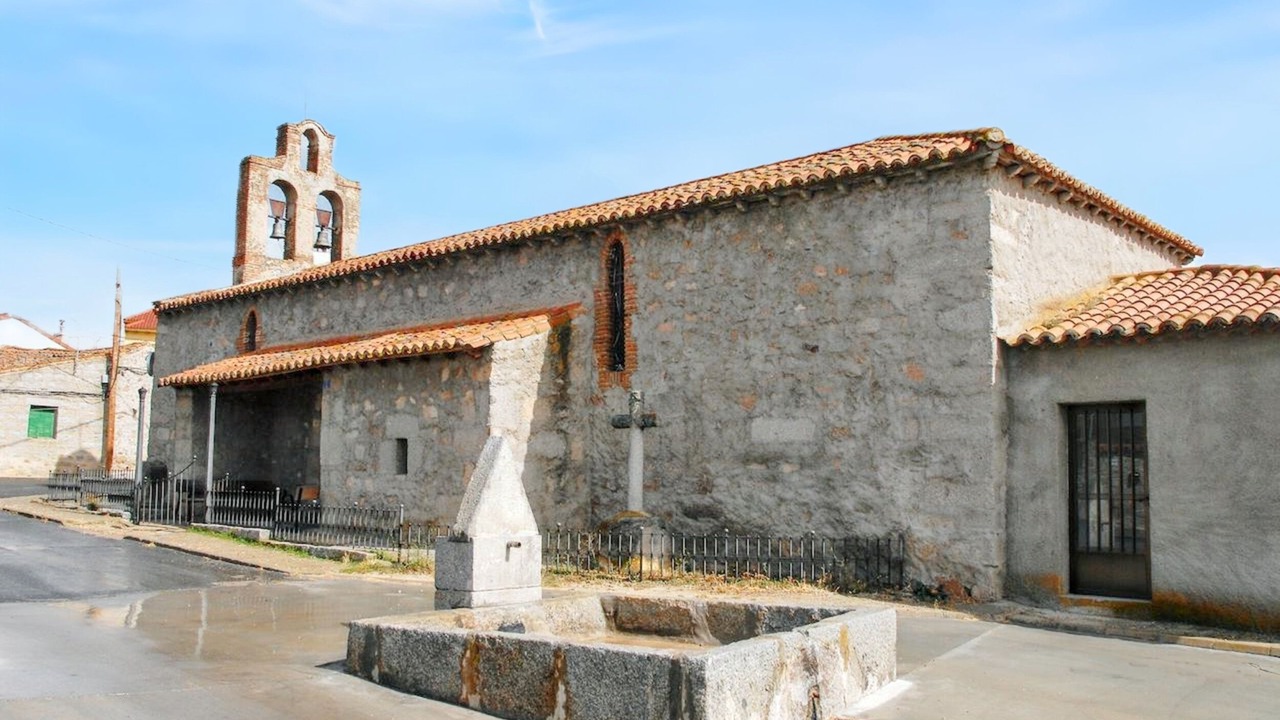 Photo of Outdoor in Narrillos de San Leonardo