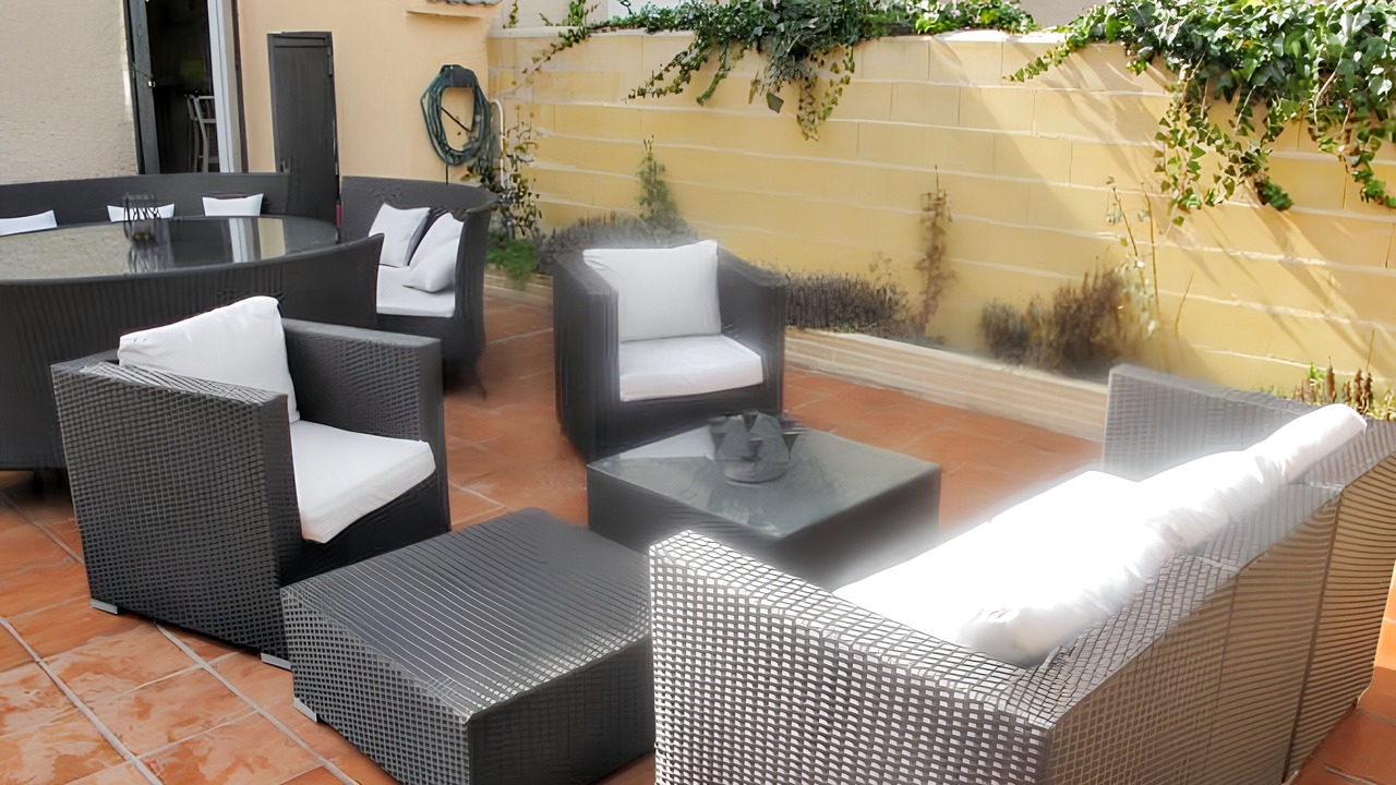 Photo of Outdoor in Narrillos de San Leonardo