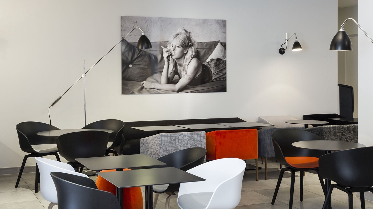 Photo of Others in Les Cordeliers