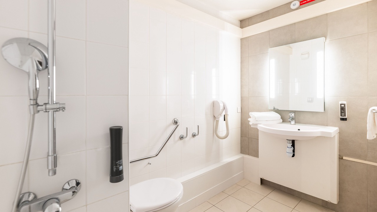 Photo of Bathroom in Bron