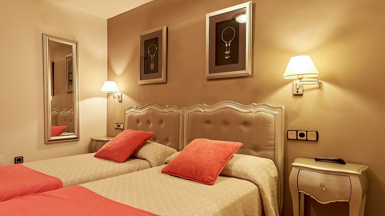 Photo of Bedroom in Chisagues