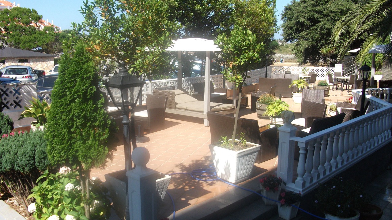 Photo of Patio Balcony in Isla