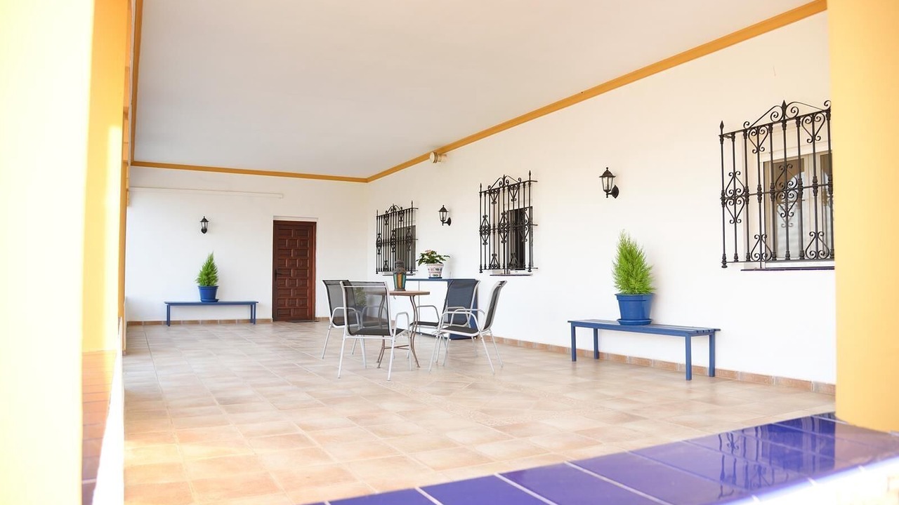 Photo of Others in Lora Del Rio