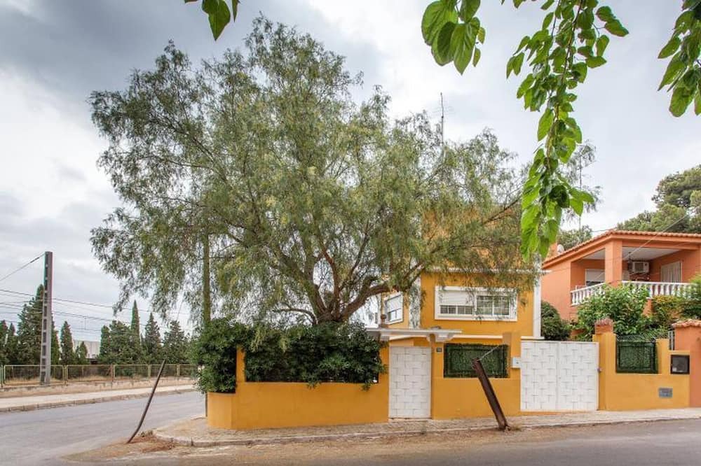 Photo of Outdoor in Moncada