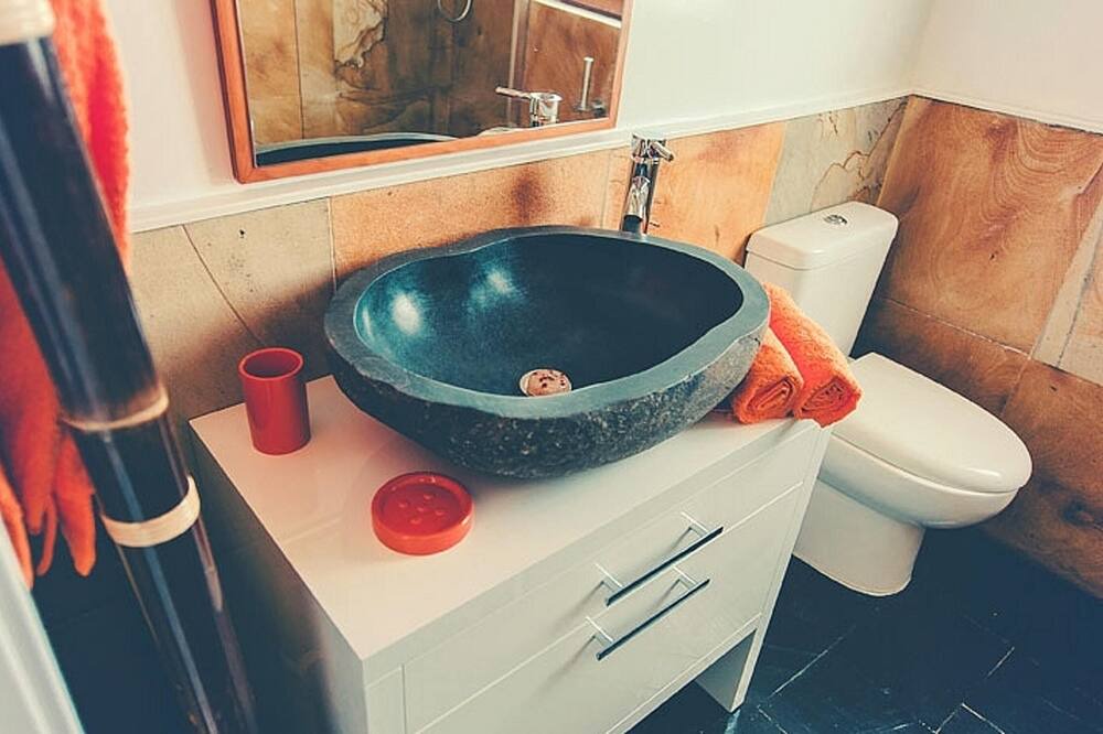Photo of Bathroom in Canamero