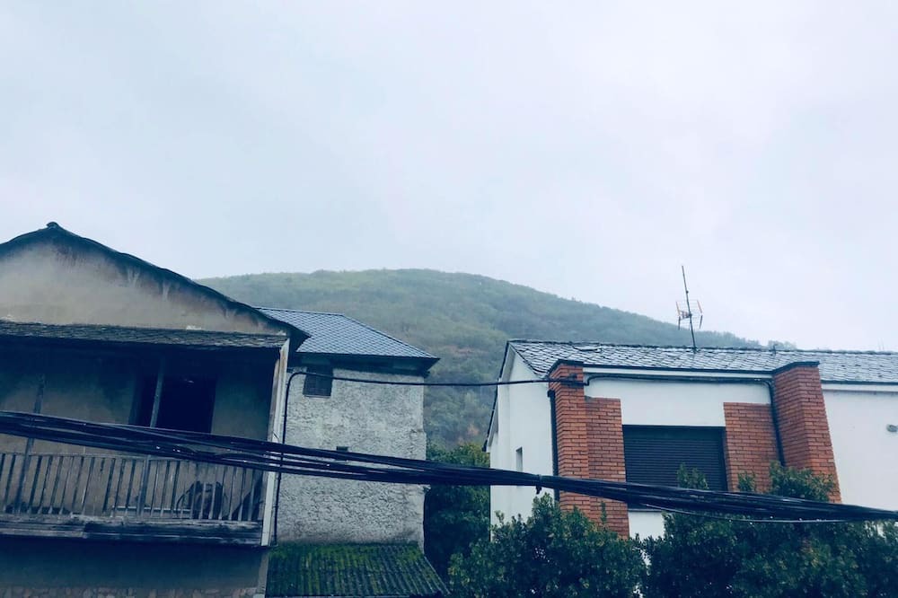 Photo of Outdoor in Molinaseca