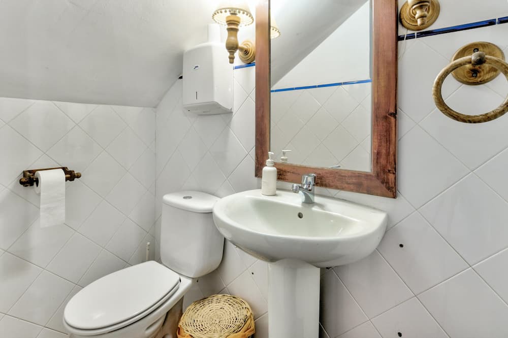 Photo of Bathroom in Puebla de Don Rodrigo