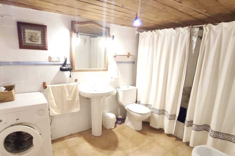 Photo of Bathroom in Beamud
