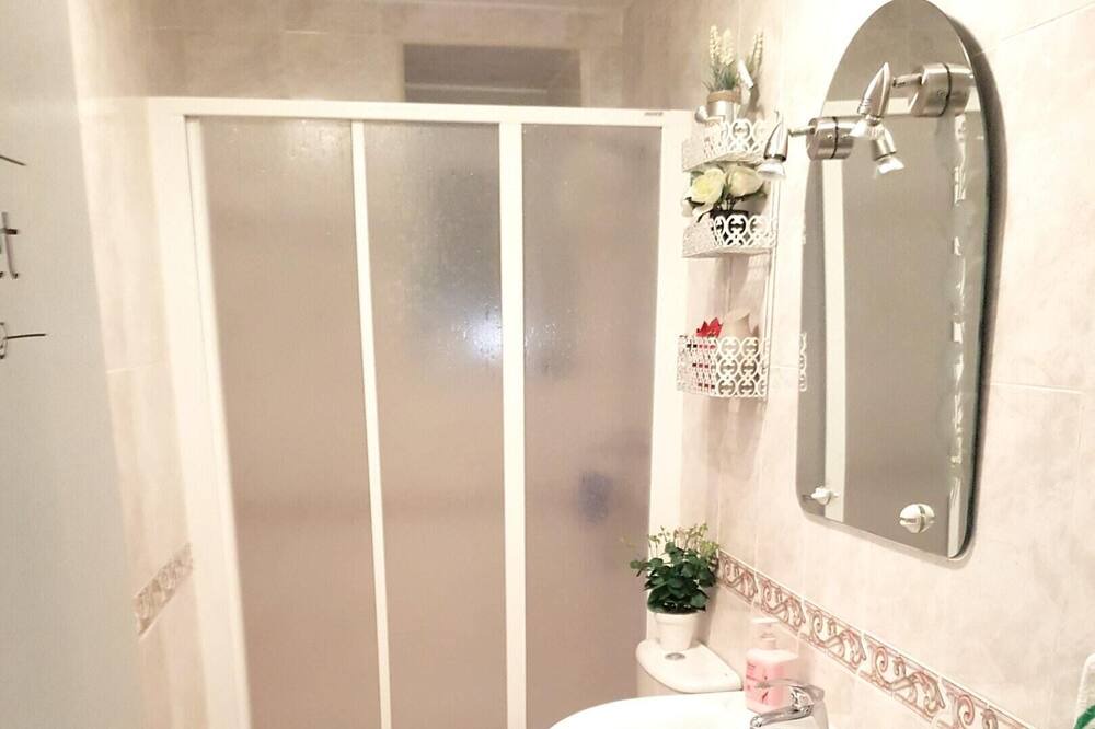Photo of Bathroom in Canaveras