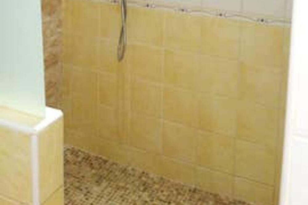 Photo of Bathroom in Zamarramala