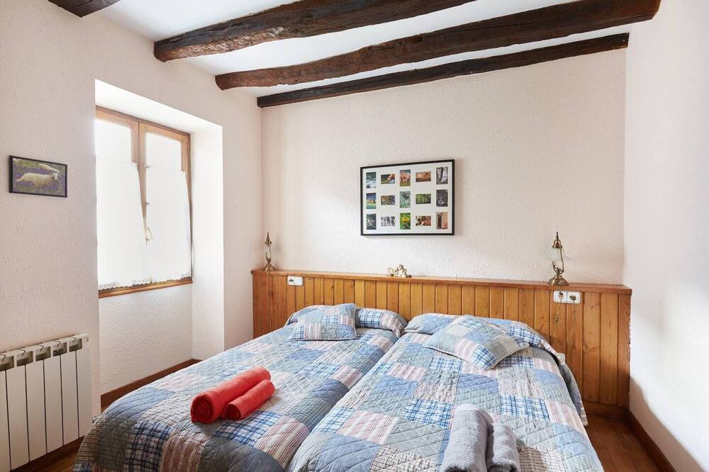 Photo of Bedroom in Baztan