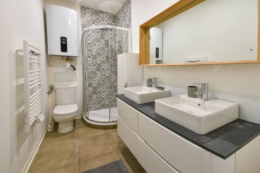 Photo of Bathroom in Saint-Papoul