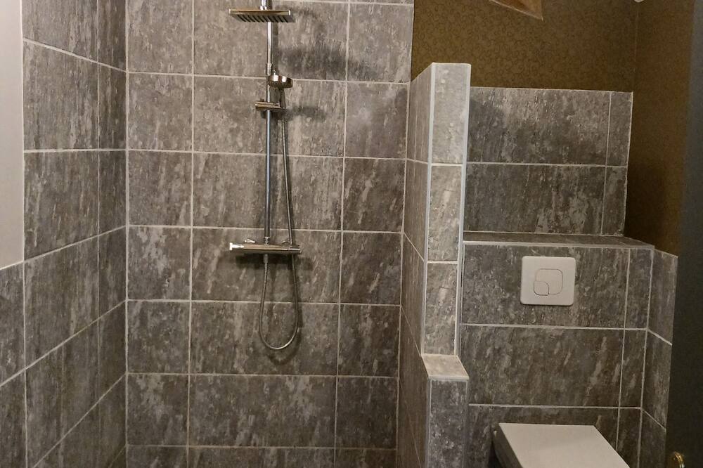 Photo of Bathroom in Le Cler